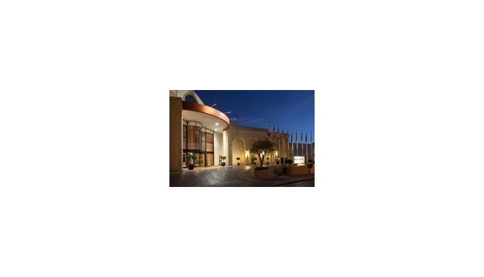 Marina Hotel Corinthia Beach Resort poza 1