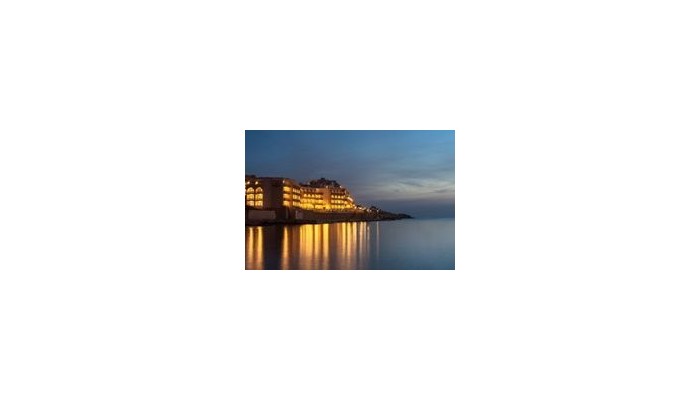Marina Hotel Corinthia Beach Resort poza 0